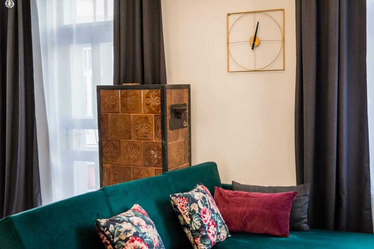 Apartament Deluxe Old Town Sw. Krzyza Wawelofts Kraków Exteriör bild