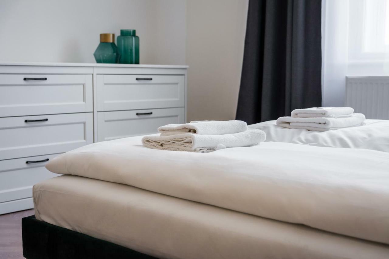 Apartament Deluxe Old Town Sw. Krzyza Wawelofts Kraków Exteriör bild