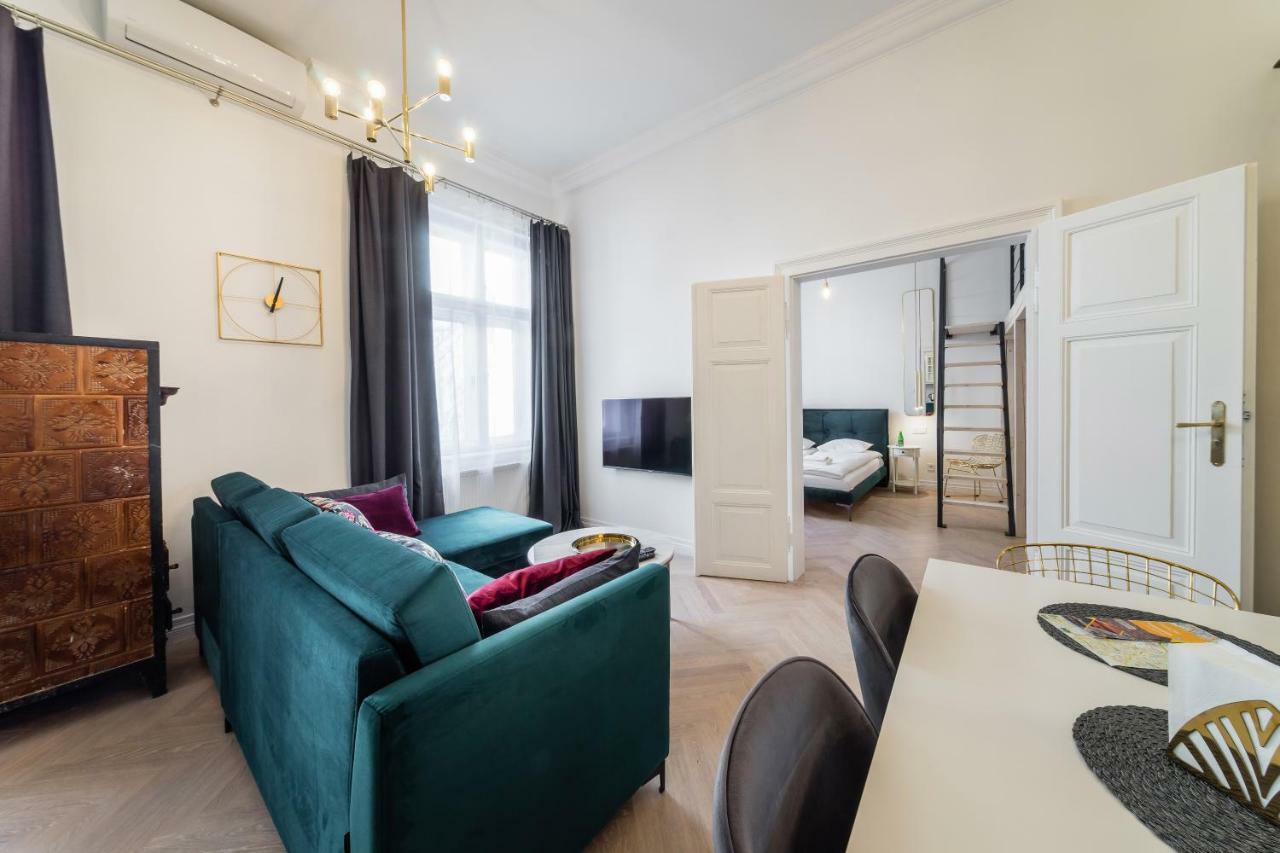 Apartament Deluxe Old Town Sw. Krzyza Wawelofts Kraków Exteriör bild