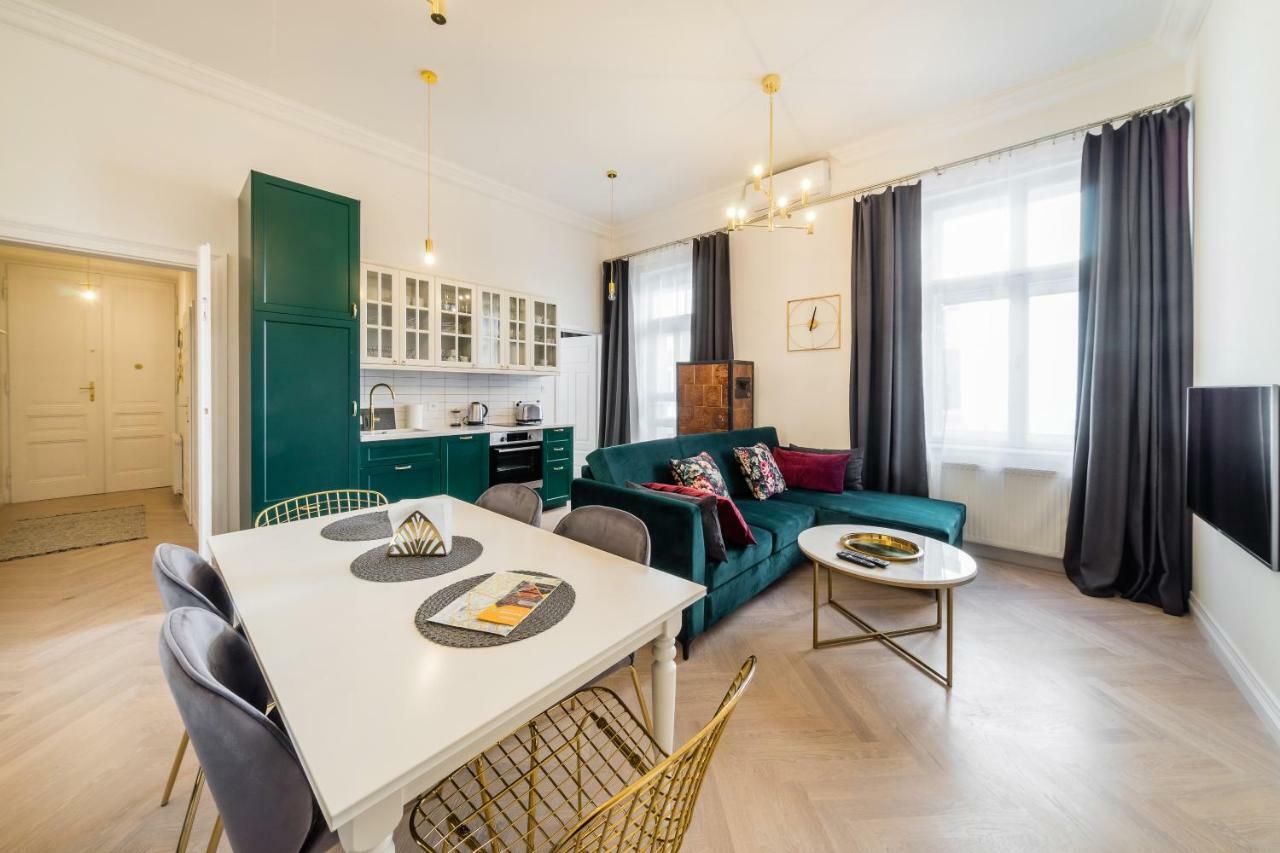 Apartament Deluxe Old Town Sw. Krzyza Wawelofts Kraków Exteriör bild