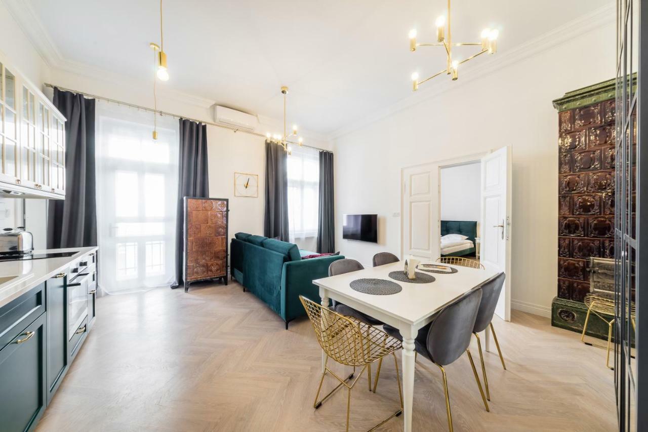 Apartament Deluxe Old Town Sw. Krzyza Wawelofts Kraków Exteriör bild